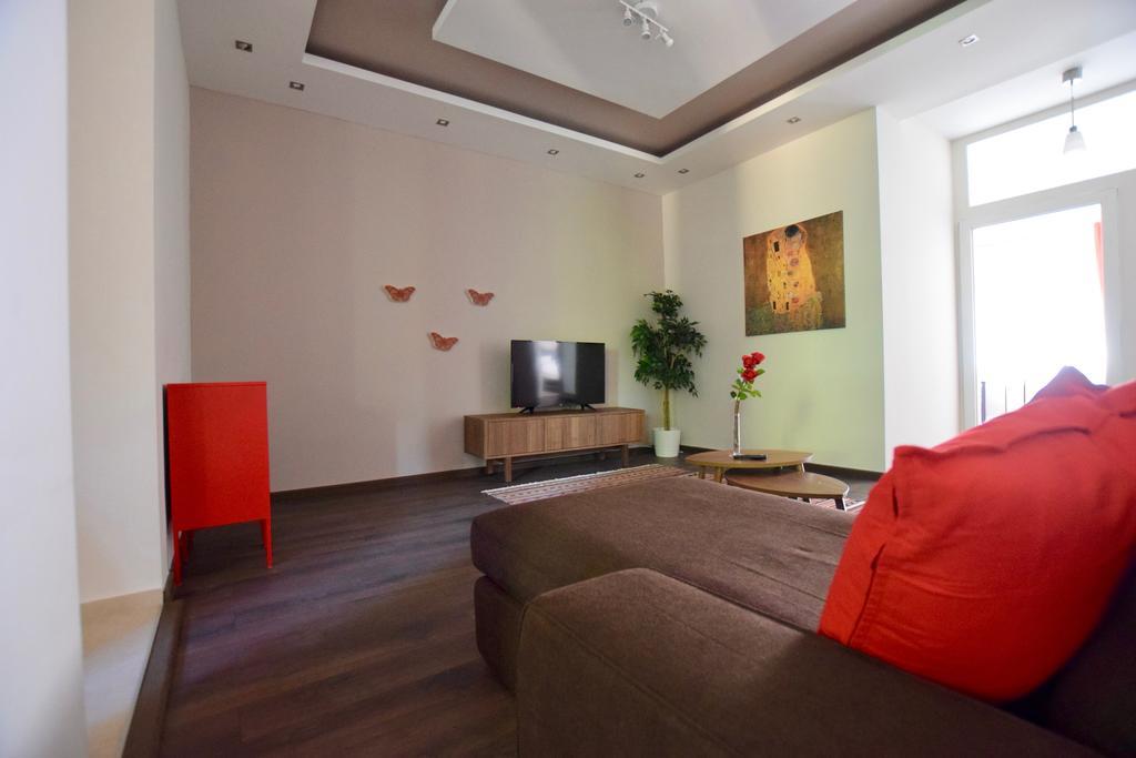 Standard Apartment By Hi5 - Close To Buda Castle Budapest Ngoại thất bức ảnh