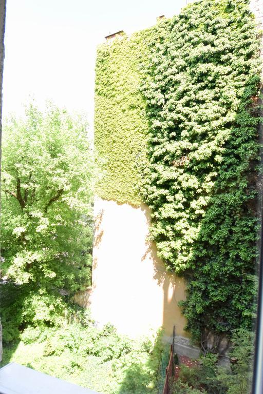 Standard Apartment By Hi5 - Close To Buda Castle Budapest Ngoại thất bức ảnh